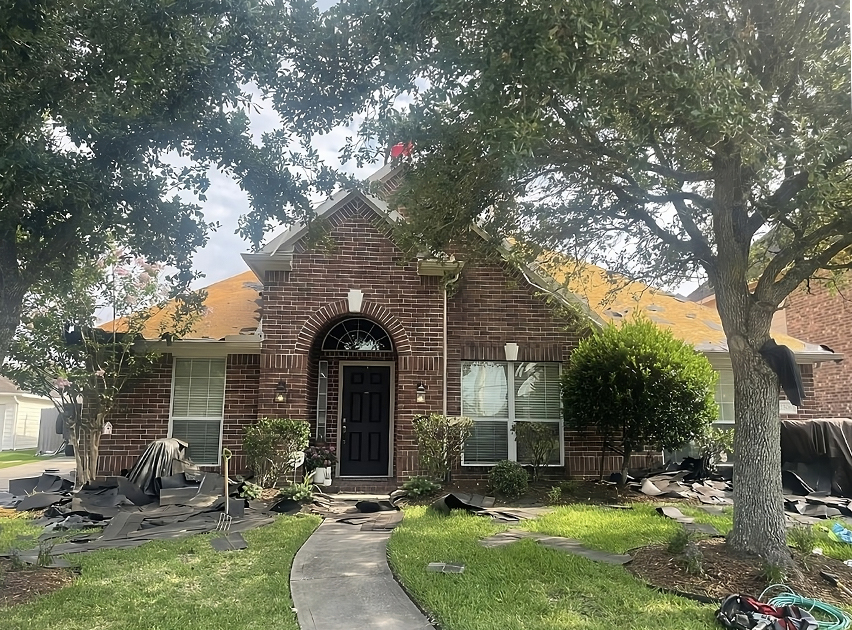 Completed roof project in La Porte